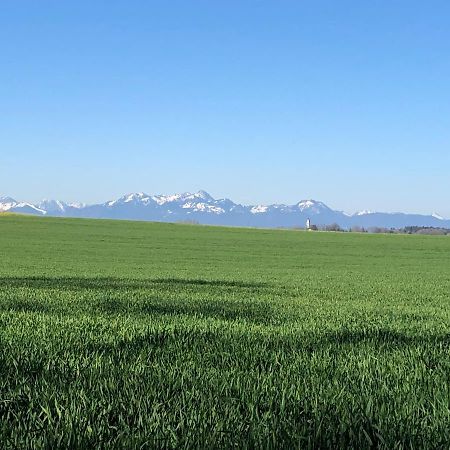 Wanderlust Chiemgau Apartment Bad Endorf Bagian luar foto